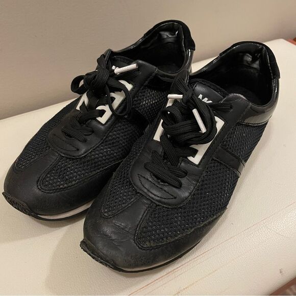 Michael Kors Maggie Trainer Sneakers Black Leather and Mesh - Picture 3 of 11